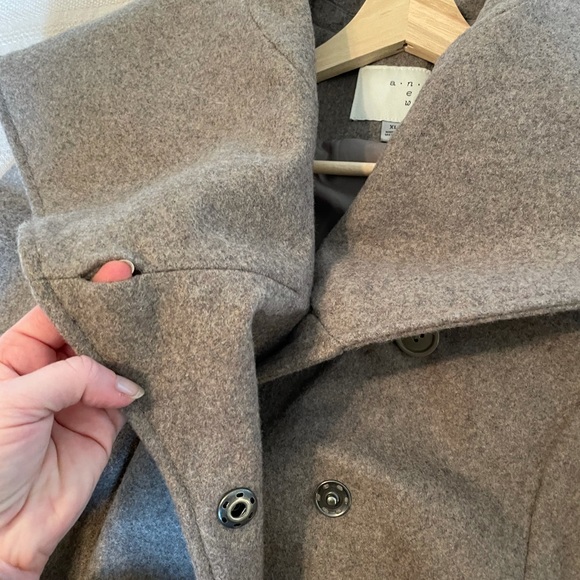 Light Brown Winter Coat - Picture 5 of 6